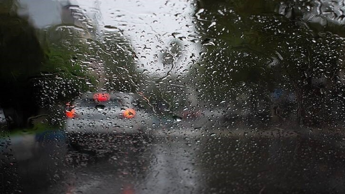 بارش رگباری باران در گیلان/ ثبت بیشترین بارش در فومن