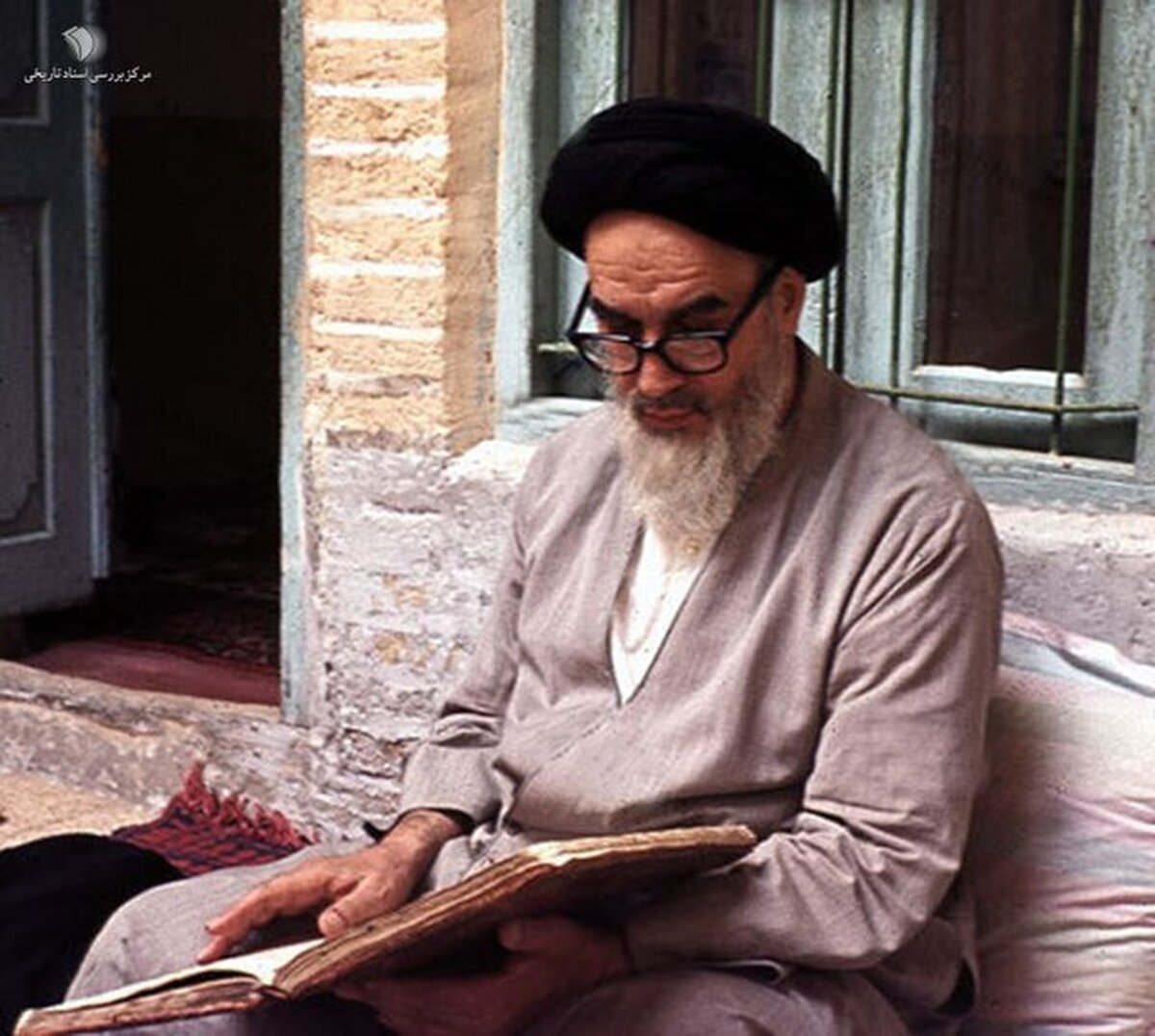امام خمینی (ره) مرد میدان‌های سرنوشت‌ساز بود
