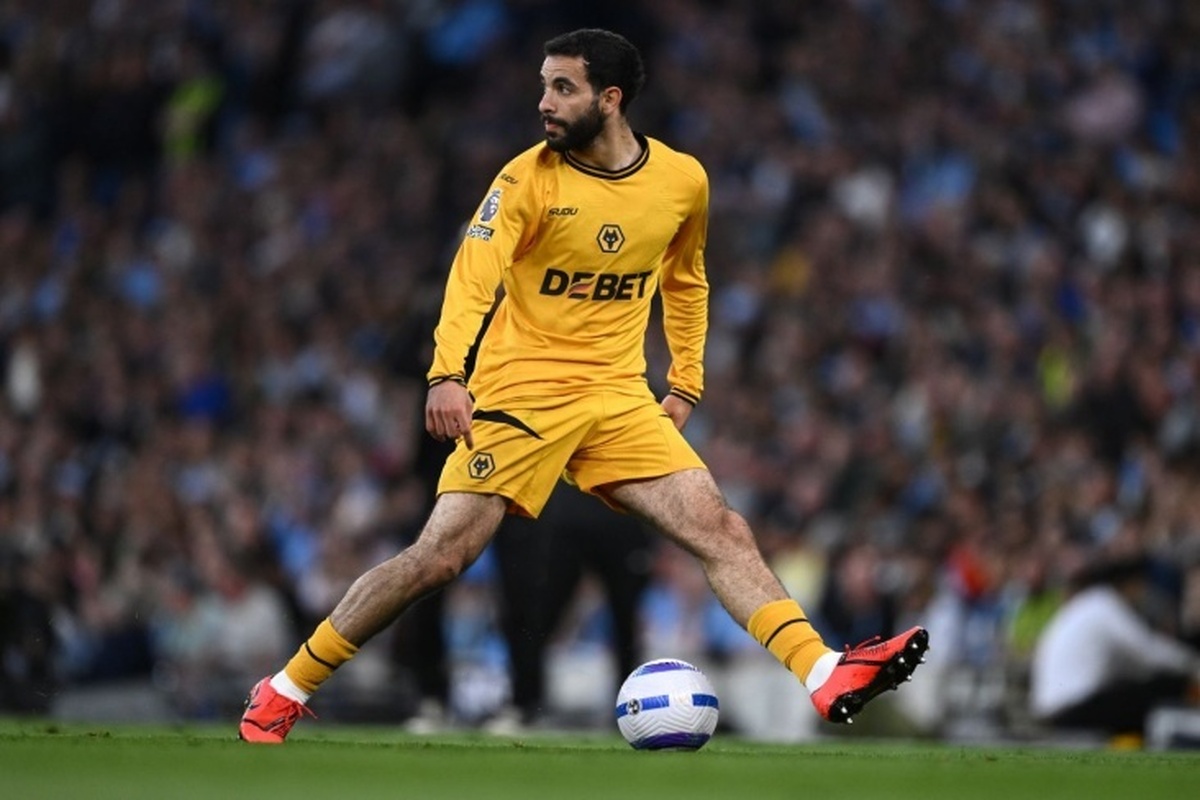 جیکوبز: منچسترسیتی به آیت نوری، مدافع ولورهمپتون واندررز علاقه دارد