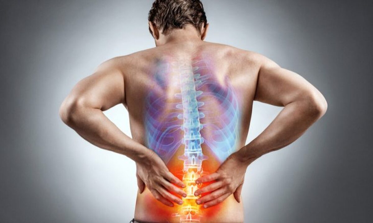 بهترین راه‌ها برای تسکین کمردرد هنگام نشستن چیست؟