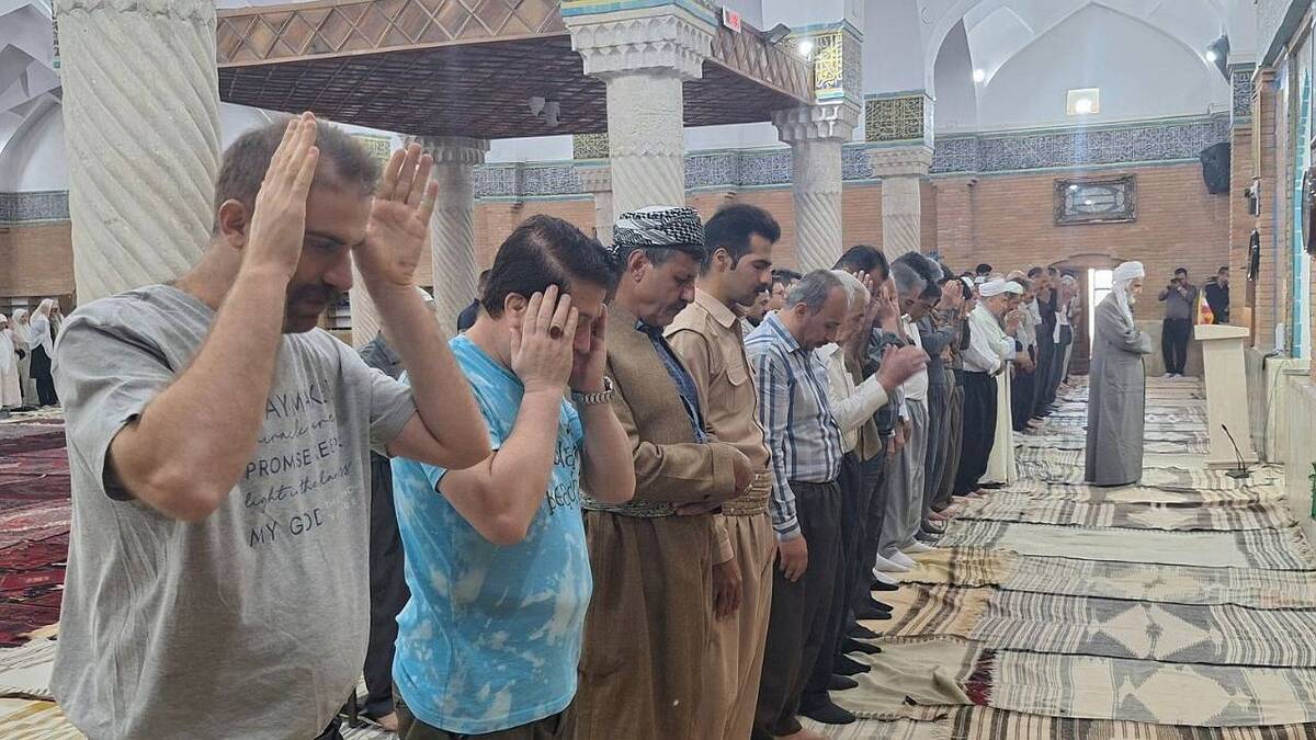 اسلام، دین عطوفت و کرامت انسانی است/ نماز عید قربان در مساجد کردستان اقامه شد
