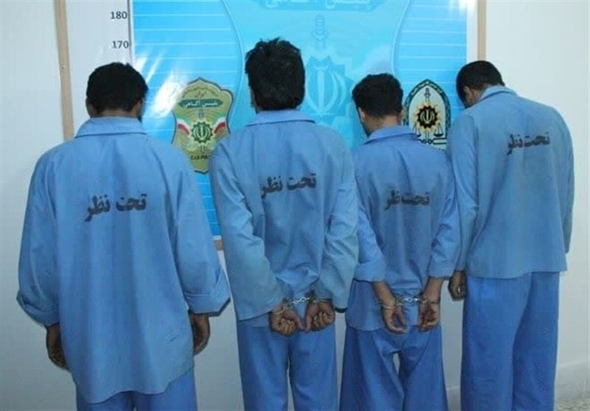 دستگیری ۴۳ قاچاقچی و کشف ۱۱ کیلو مواد در طرح آرامش ایلام