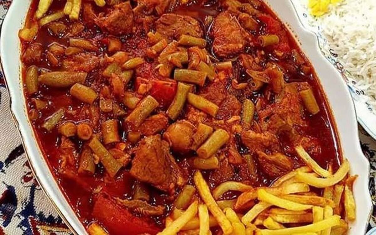 خورش گوشت و سبزیجات یک ایده مقوی برای تنوع دادن به برنامه غذایی تان