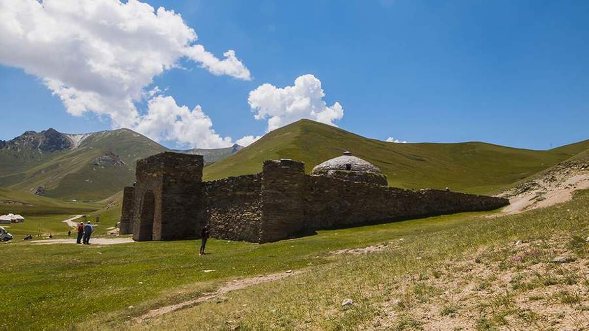 دو زلزله به بزرگی ۴.۶ و ۴.۱ ریشتر در قرقیزستان ظرف شش دقیقه رخ داد.
