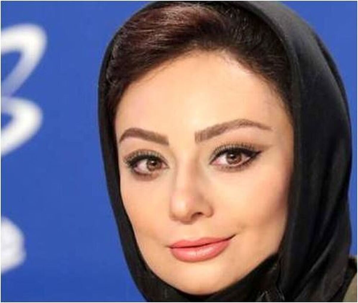 سلفی عجیب و متفاوت یکتا ناصر با گل آفتاب گردان خانه اش جلب توجه کرد+عکس