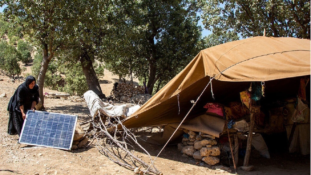بهره‌مندی ۵۵۰ خانواده عشایری در قزوین از پنل‌های خورشیدی