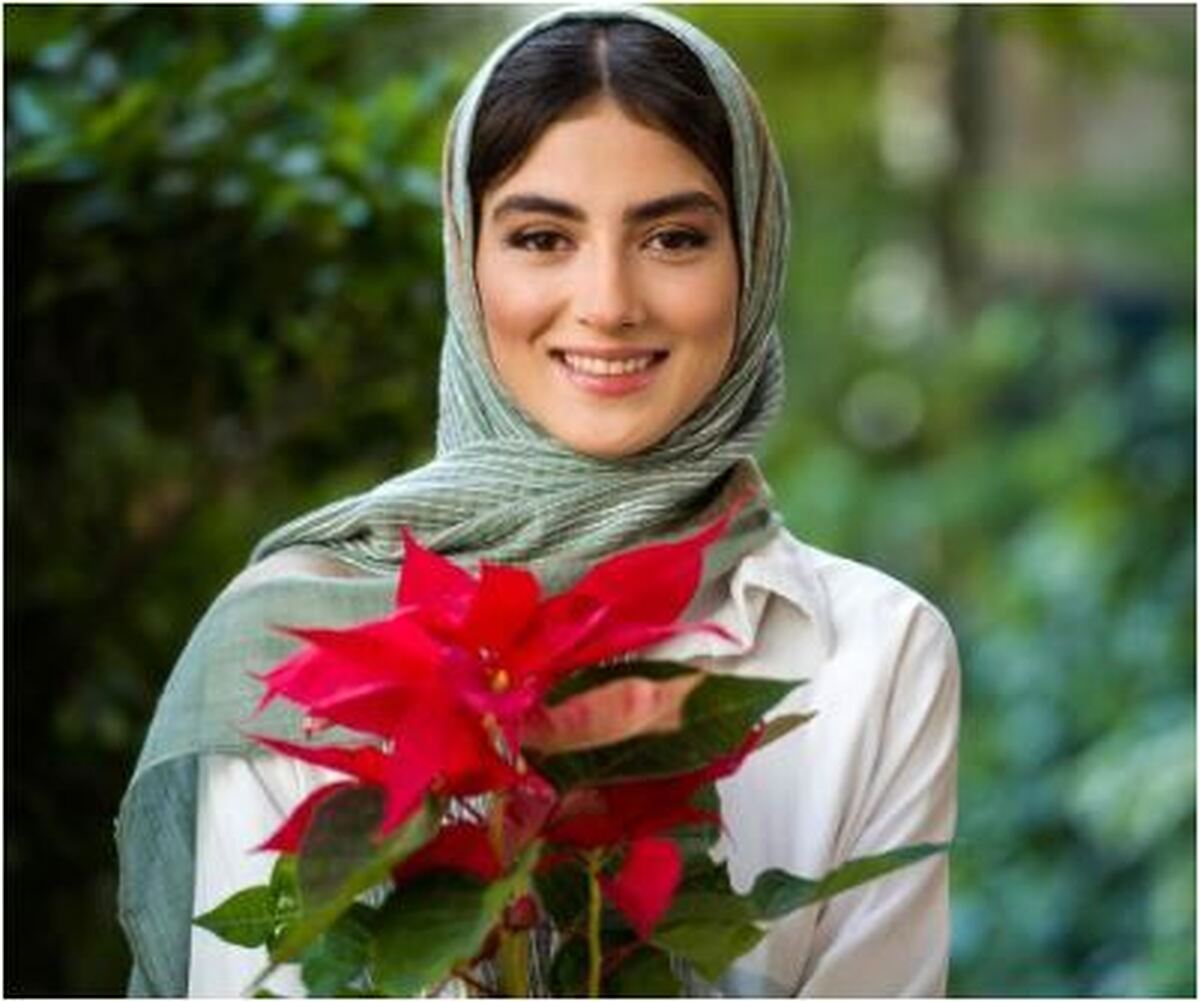 رونمایی پردیس پور عابدینی از استایل جدیدش به سبک دختران کرد+عکس