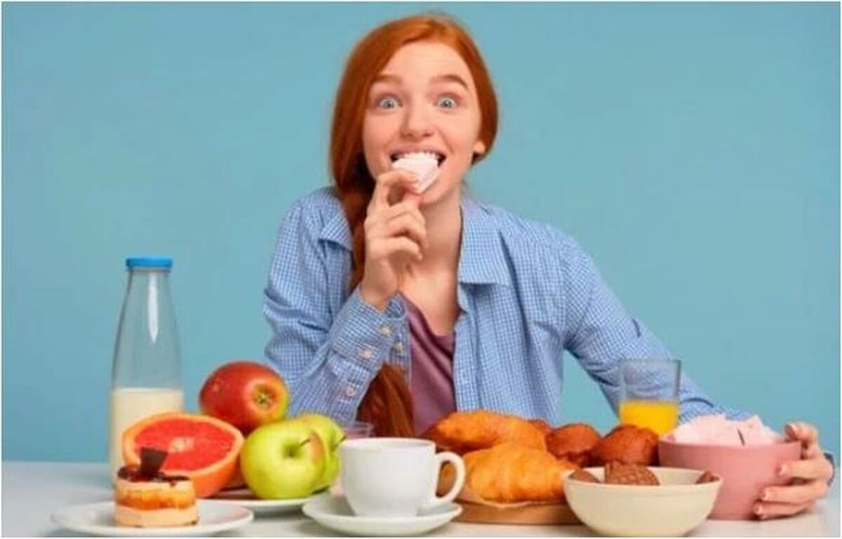 چگونه ولع پر خوری آخر شب را کاهش دهیم؟
