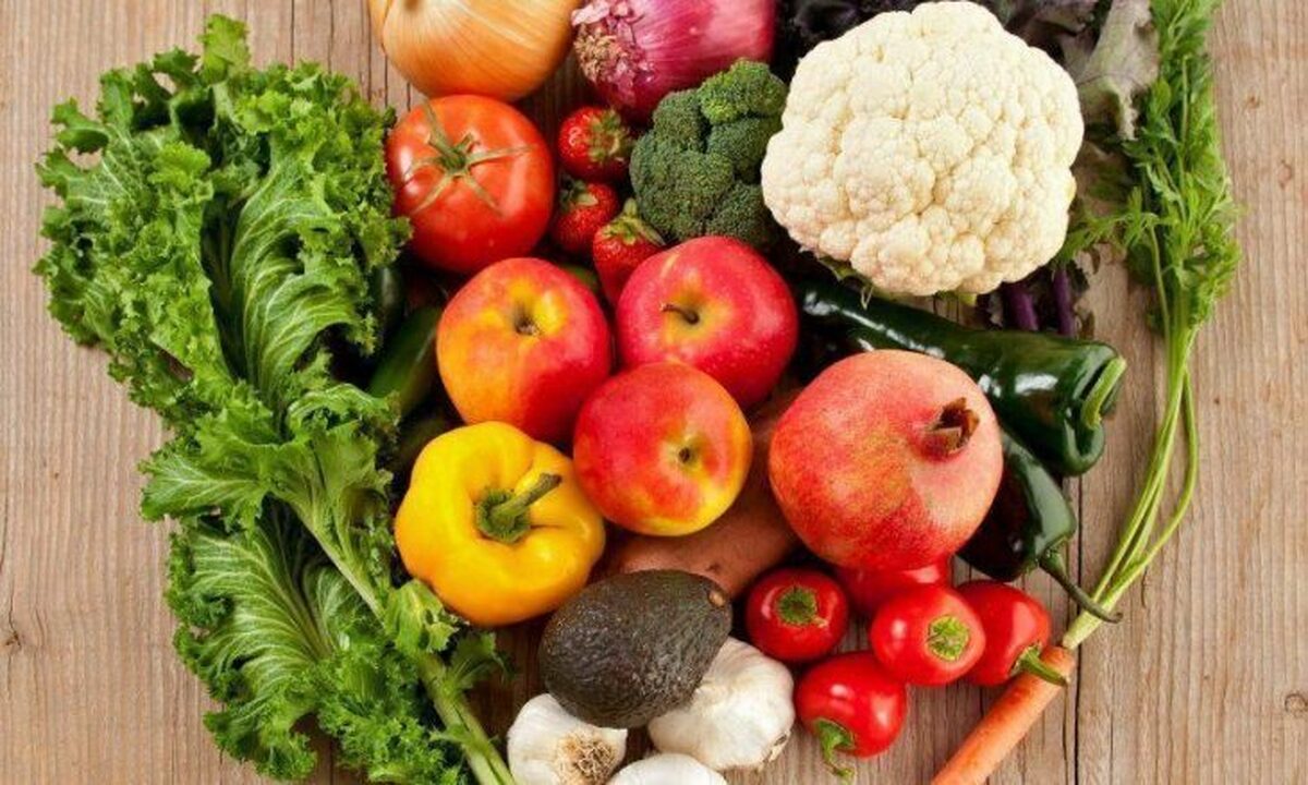 نوشیدن چای و مصرف سبزیجات و میوه جات، خطر ابتلا به آلزایمر را در سالمندان کاهش می‌دهد