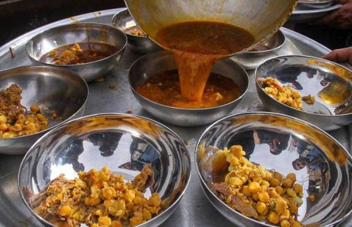 آبگوشت امام حسینی یا آبگوشت مطنجنه کرمانی یک غذای محبوب در استان کرمان