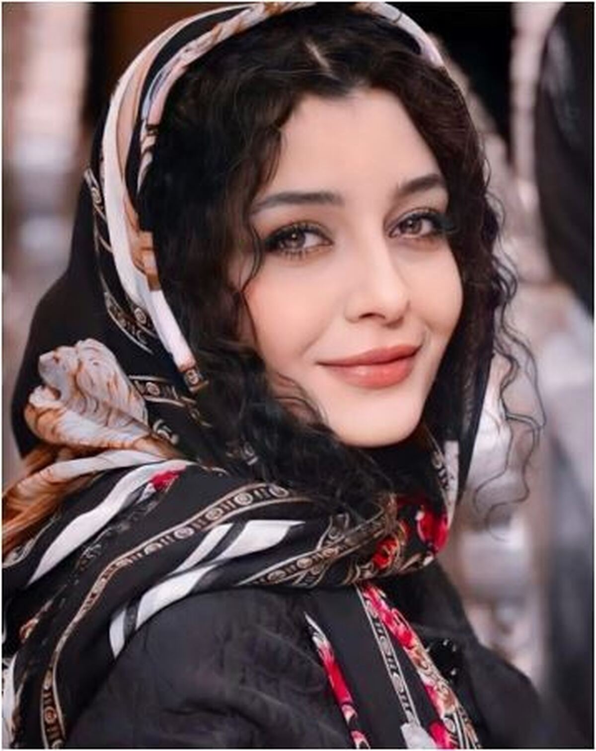 نگاهی بر خوش گذرانی لاکچری ساره بیات در سفر خارجی با همسرش+تصاویر