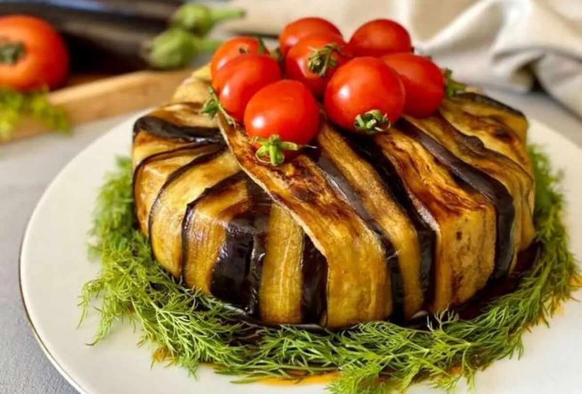 یک سالاد مدرن و خوشمزه با بادمجان که از خوردنش سیر نمی‌شید!