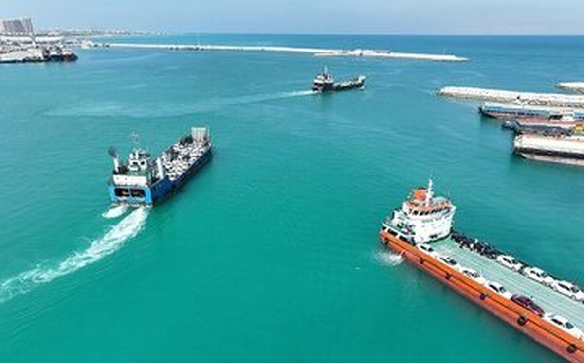 مسیر دریایی کیش به بندر چارک بدون اختلال فعال است