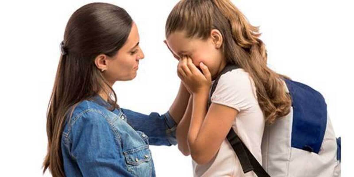 در هنگام حوادث ناگوار و تلخ چگونه با کودکان رفتار کنیم؟