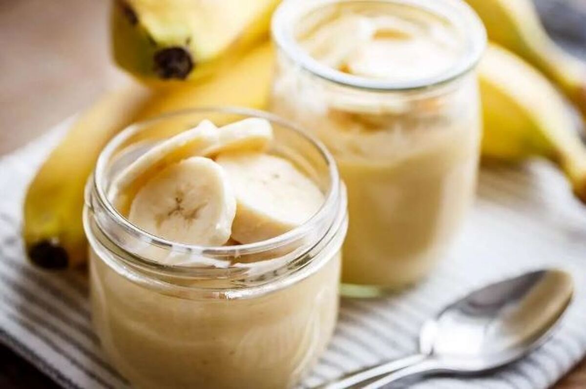 چگونه یک دسر موزی ساده مقوی و خوشمزه درست کنیم؟