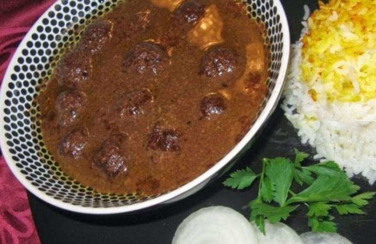 دستور پخت خورش سبز فسنجان با گوشت گوسفندی