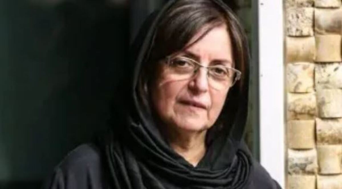 شعر و غزل خوانی دختر هوشنگ ابتهاج در پی جنایت‌های اسرائیل علیه ایران