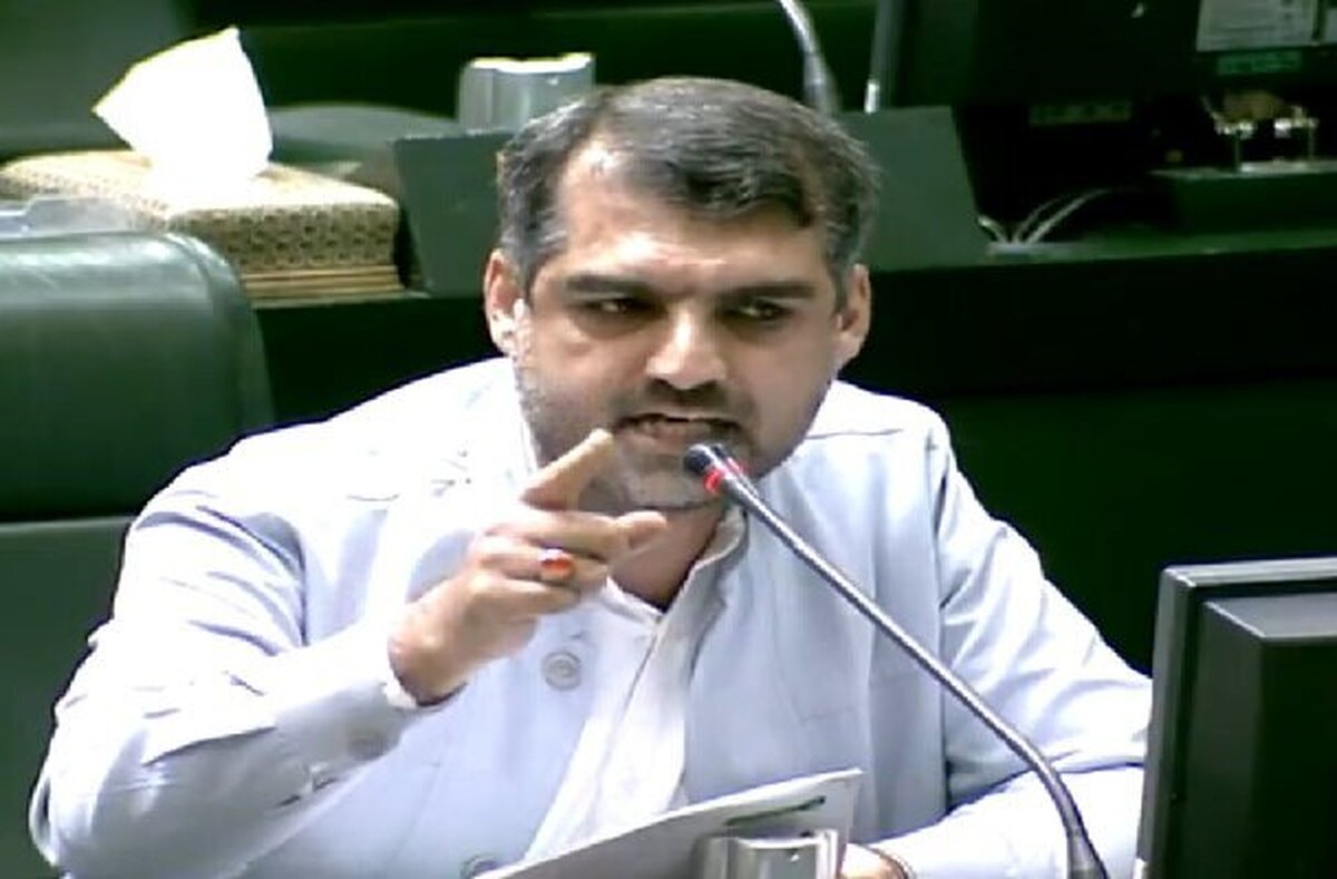 منان رئیسی: سالمم، اما راننده مجلس زخمی شده است