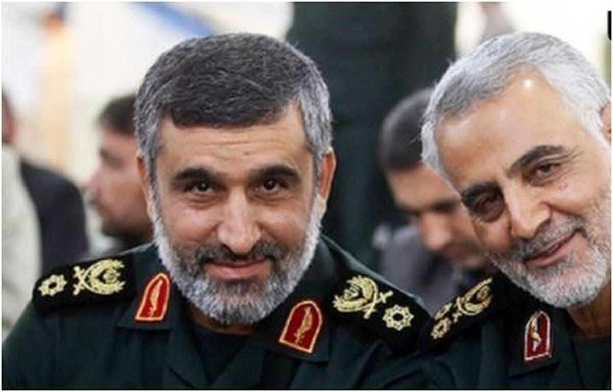 تصویر زیرخاکی و نایاب از سردار حاجی زاده در دهه ۶۰