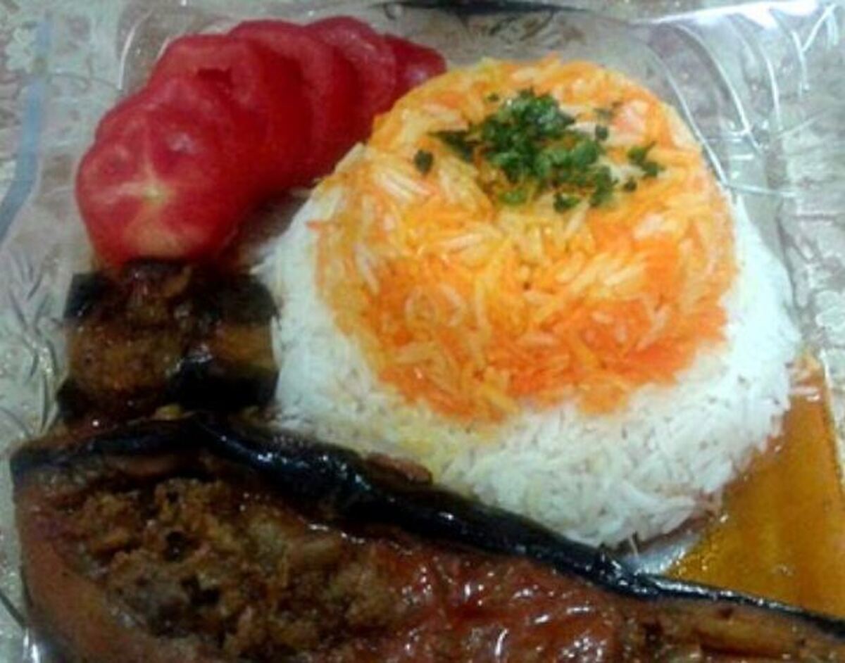 به سبک مازندرانی‌ها بادمجان شکم پر درست کنید
