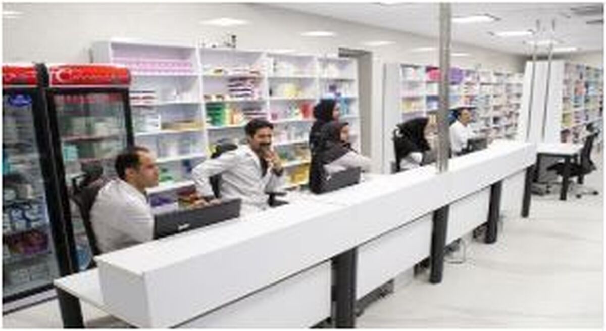 سازمان غذا و دارو: ارائه خدمات داروخانه‌ها به روال قبل است