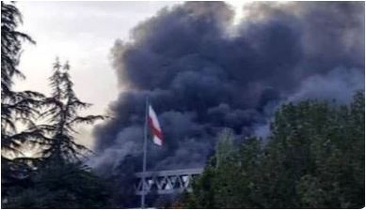 عکس جالبی که سینا مهراد از برادرزاده اش در حین دفاع از شهر منتشر کرد