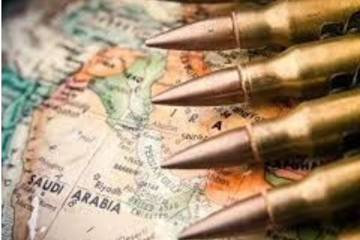رضا کیانیان خطاب به دشمنان: حرامزاده‌ها ما هنوز زنده‌ایم!