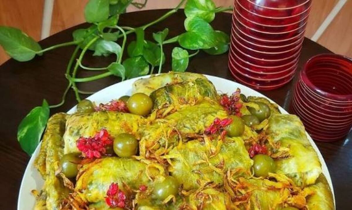 یک روش متفاوت برای طبخ دلمه‌/کاهو به جای برگ مو!