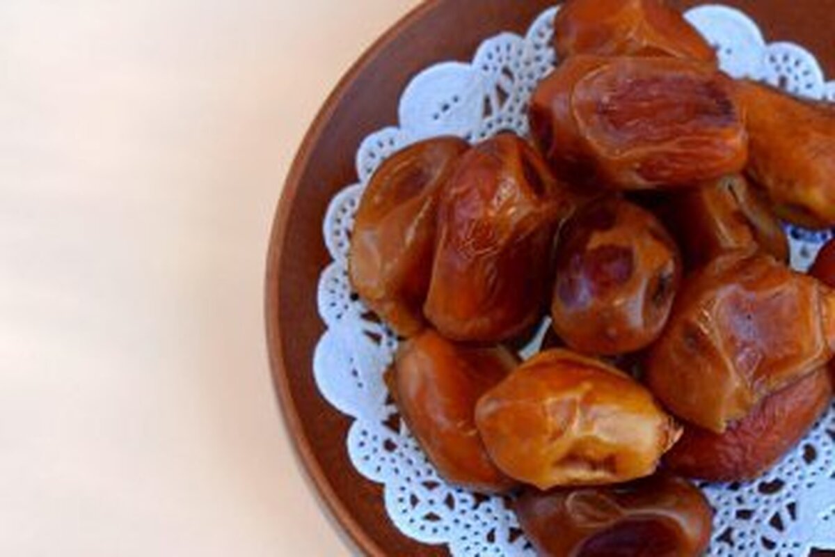 خرما: اسرار یک میوه باستانی برای سلامت مدرن