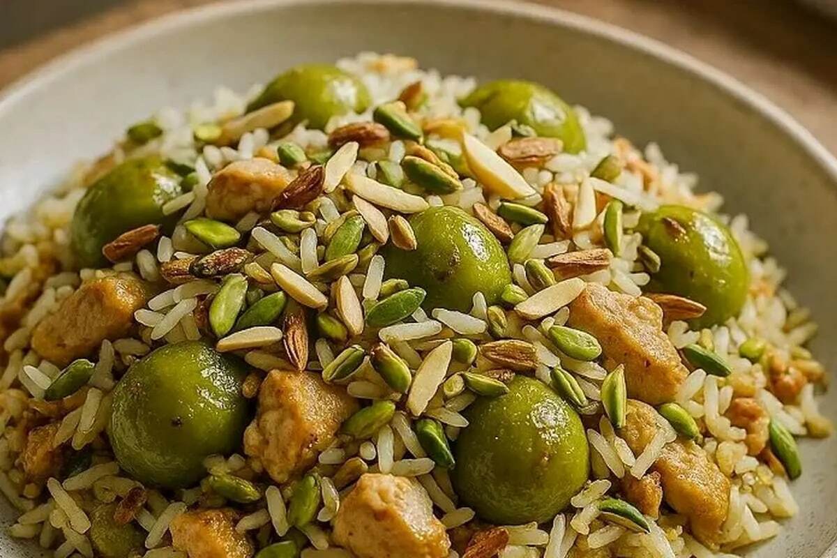 این غذای اقتصادی را با گوجه سبز و مرغ سه سوته درست کنید