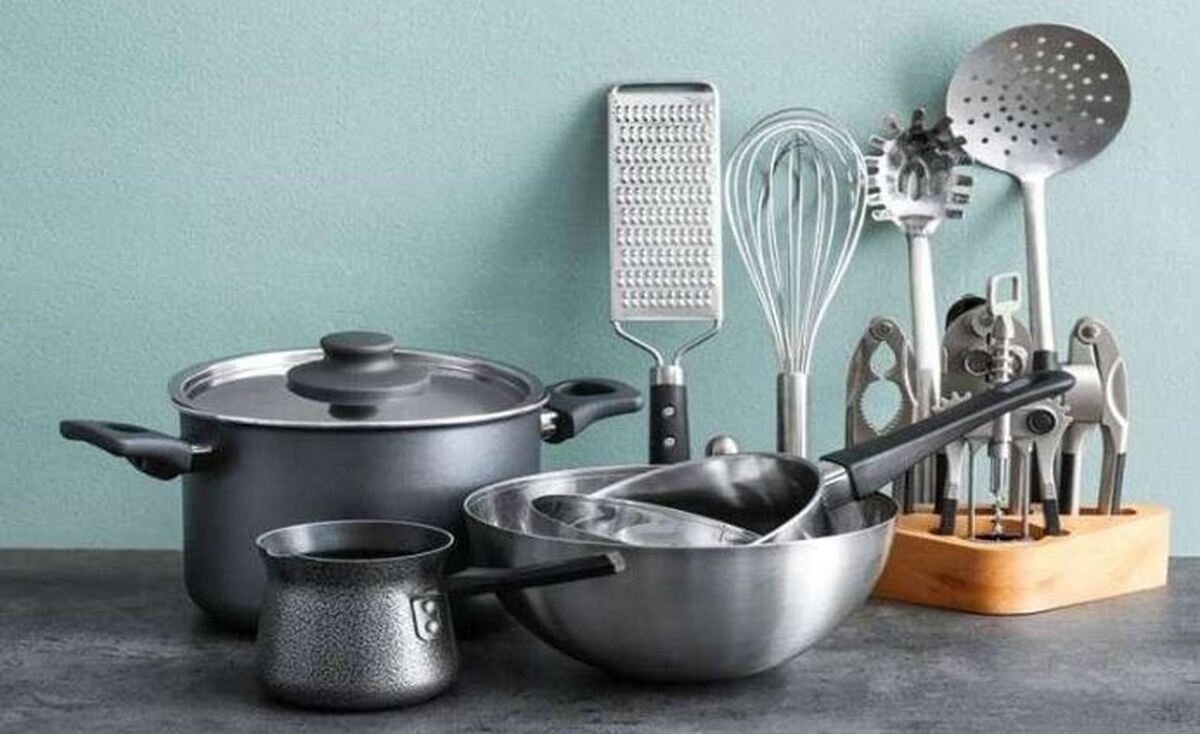 سریع‌ترین راهکار خانگی برای برق انداختن ظروف استیل