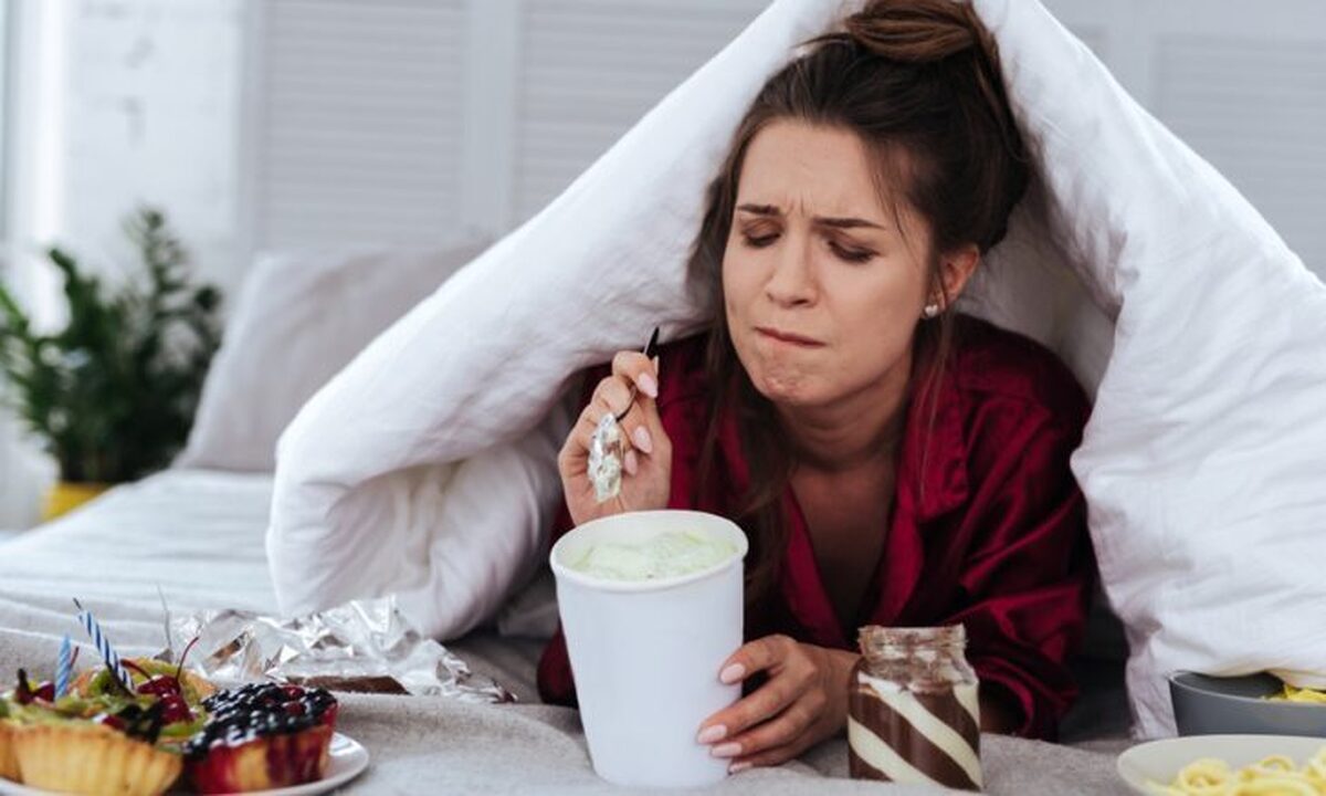 ۹ نکته کلیدی| چگونه جلو «خوردن احساسی» مان را بگیریم؟