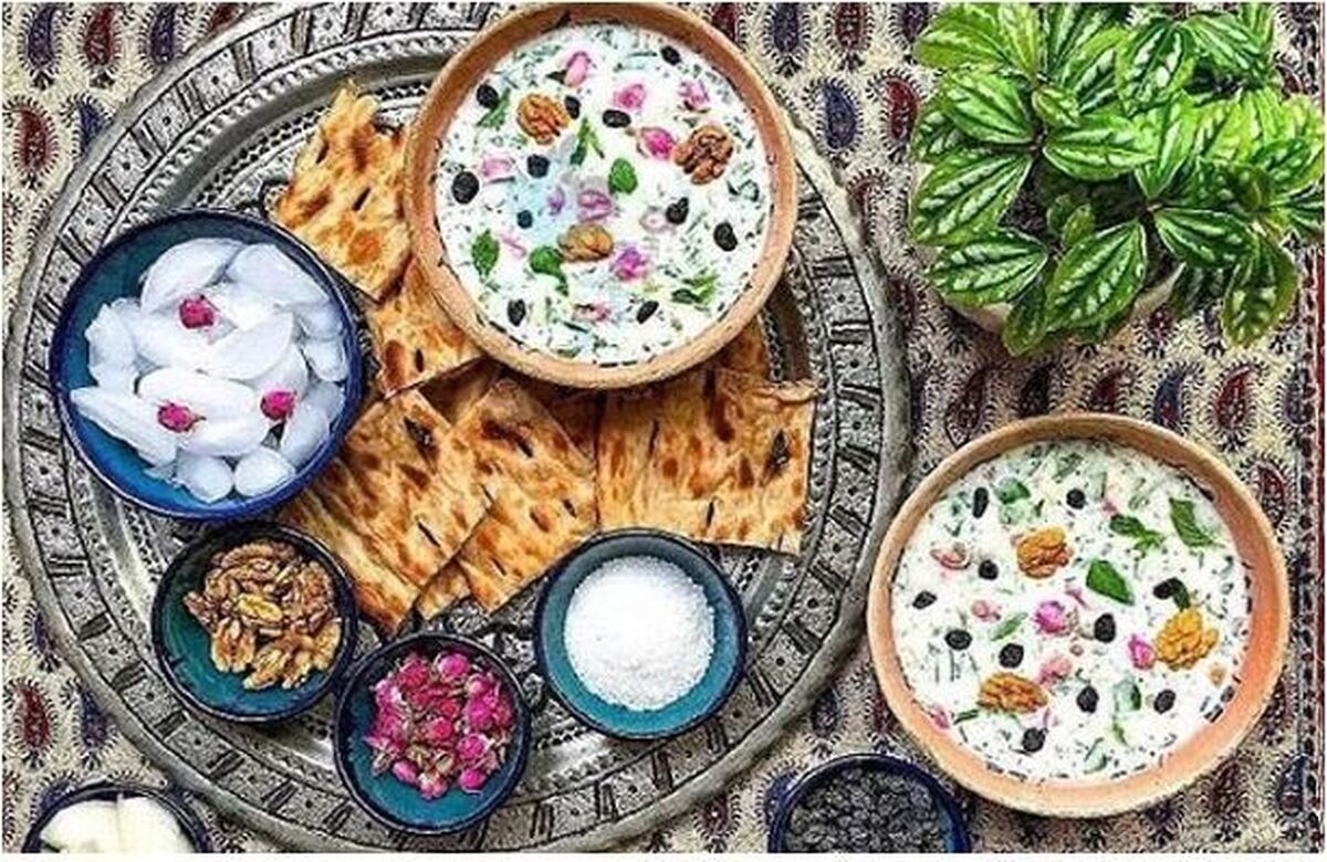 جایگزین خوشمزه کشمش در آب دوغ خیار