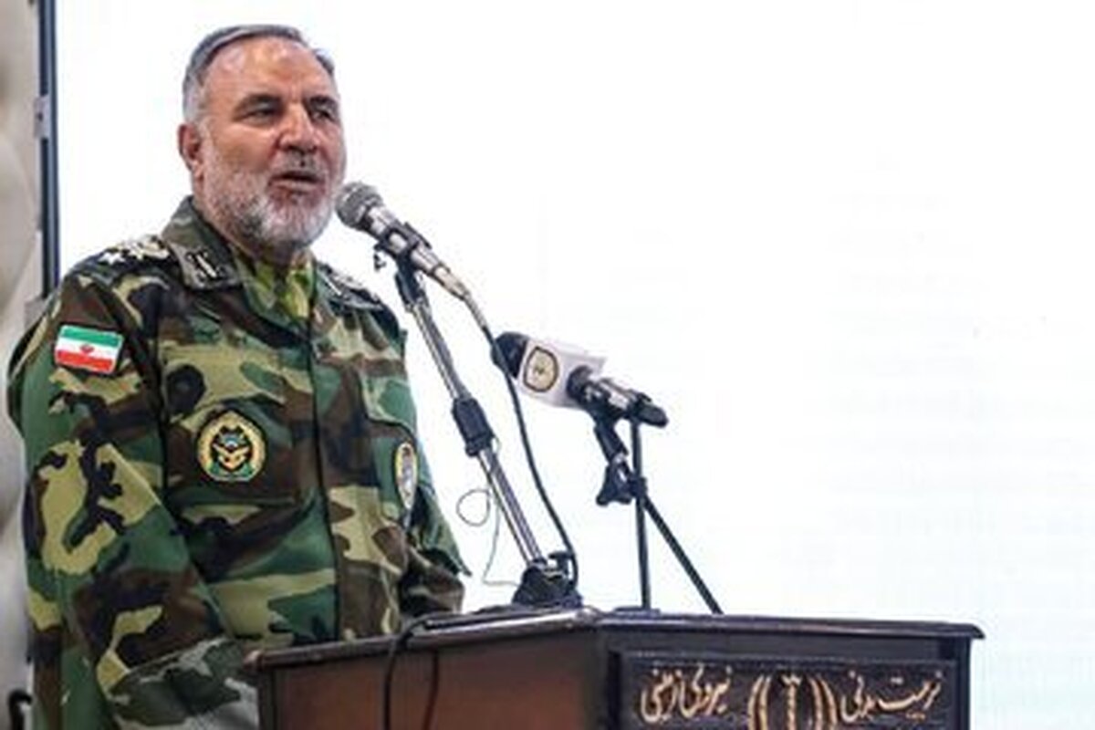 خط ونشان کشیدن فرمانده نیروی زمینی ارتش در مقابل هر گونه تهدید خارجی