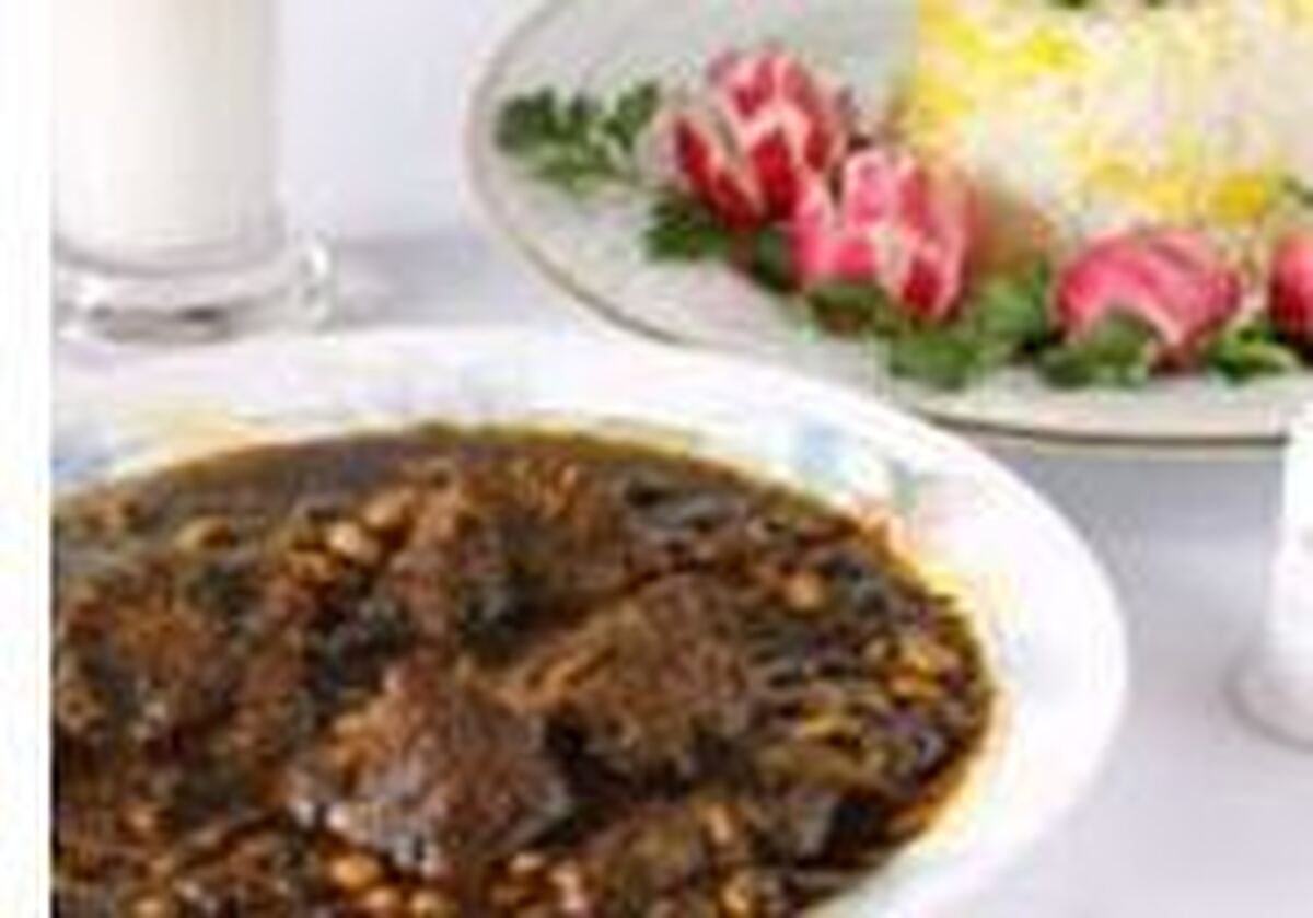 فوت کوزه گر‌ی تهیه جعفری قورمه گیلانی برای شام