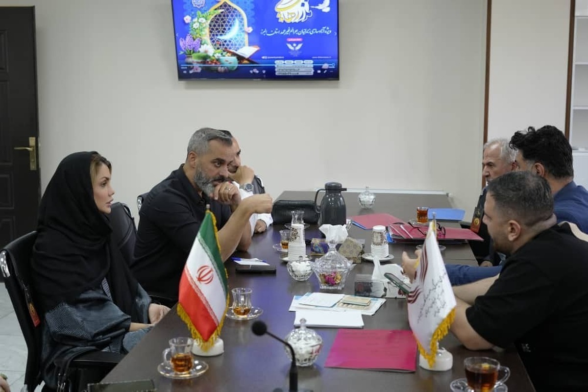 کمک مالی علیرام نورایی و همسرش برای آزادی زندانیان
