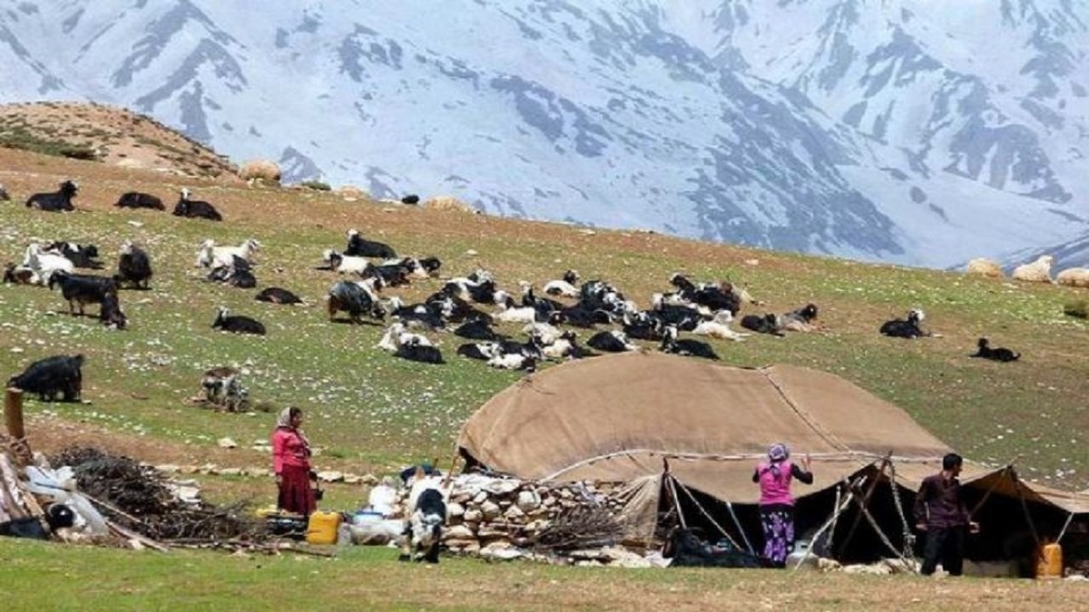عشایر کشور صاحب کدپستی و کافی نت سیار می‌شوند