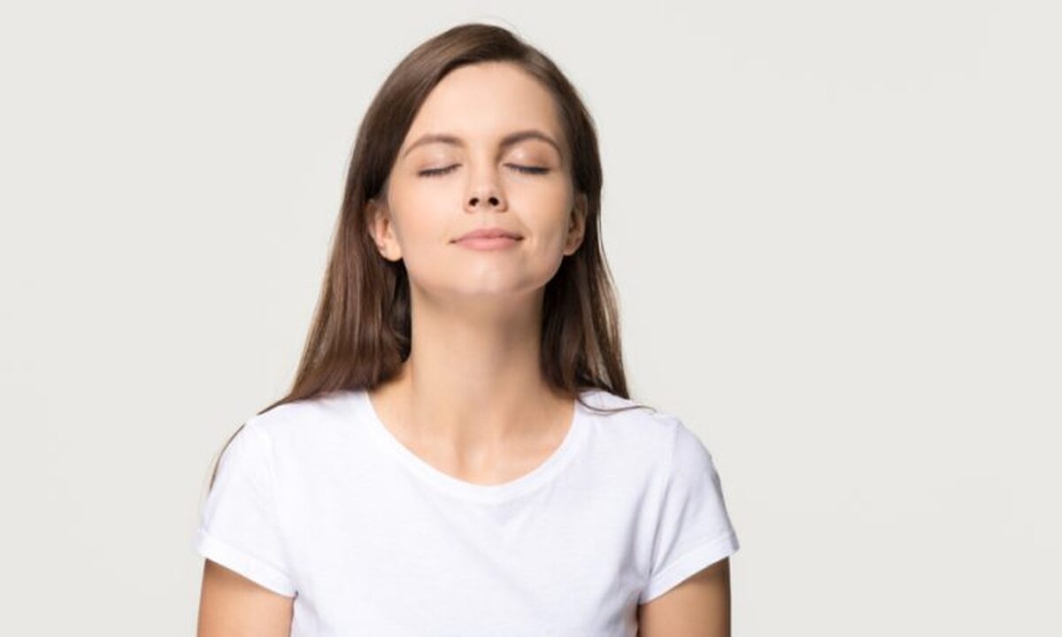 اتفاقی عجیب| آیا حس بویایی انسان به مرور زمان ضعیف شده است؟