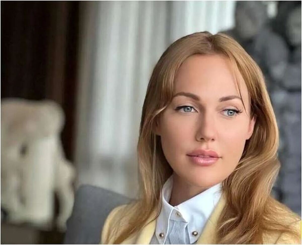 فیگور لش، اما دلبرانه بازیگر نقش «خرم» در حریم سلطان با پیراهن بلند خوش رنگش کولاک کرد