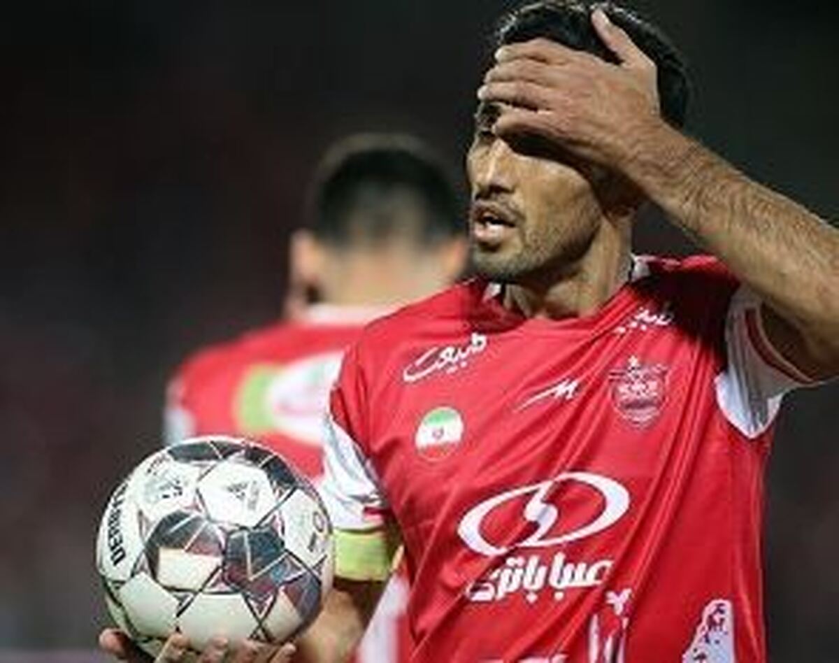 ناراحتی شدید امیری از تصمیم کارتال/ وحید از پرسپولیس جدا شد