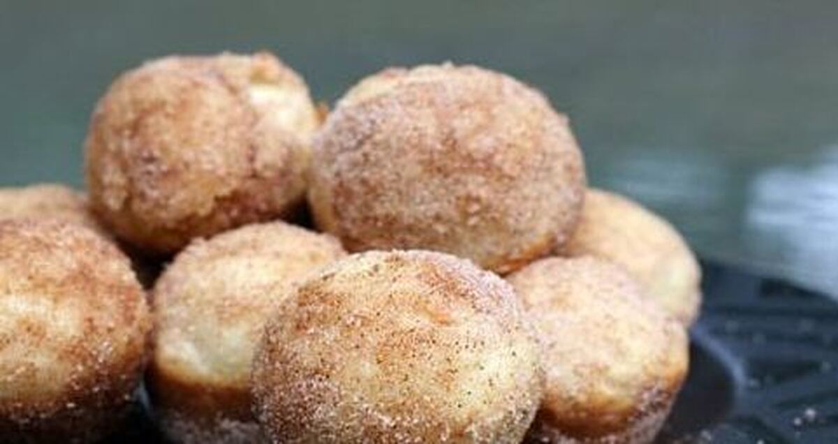 رسپی تهیه پیراشکی سیب برای عصرانه
