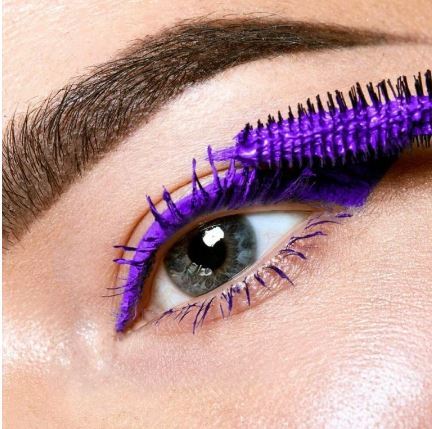 کدام رنگ ریمل برای چشم‌های شما مناسب‌تر است؟ +راهنما