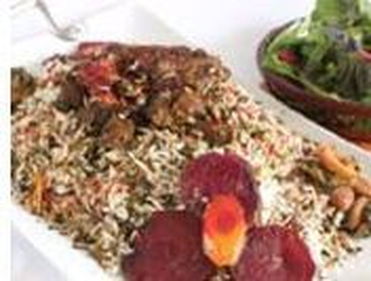 ته چین فیروز کوهی یک غذای خوش رنگ و لعاب برای مهمانی‌ها