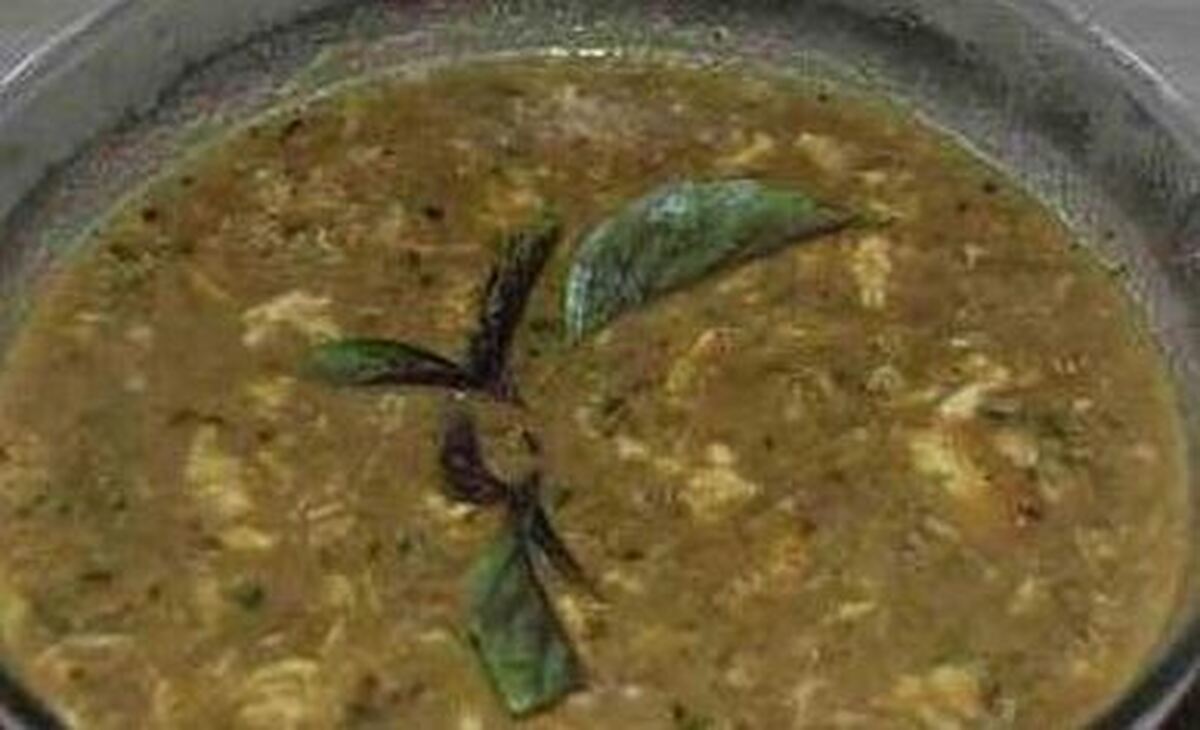 اشکنه اسفناج یک غذای محلی برای روز جمعه