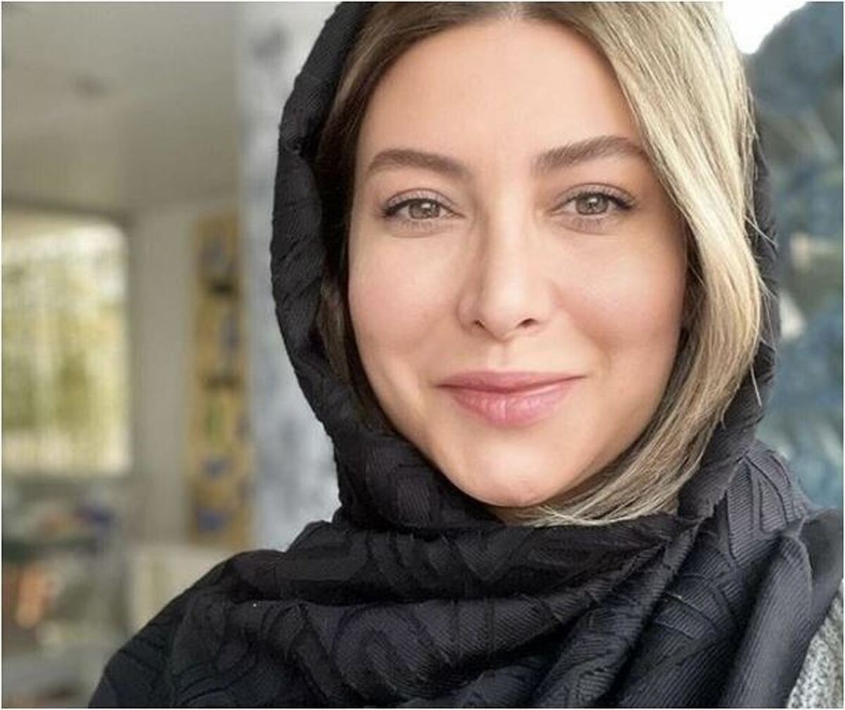 فیگور عجیب و معنادار فریبا نادری در یک لوکیشن خاص مورد بحث قرار گرفت+عکس