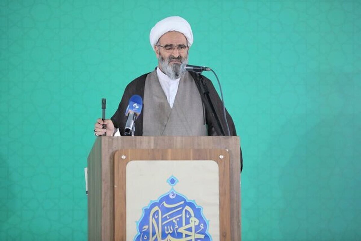 مدیران از فعالیت اقتصادی پرهیز کنند/ دشمن با تحریف واقعیات انقلاب بدنبال تغییر آثار تربیتی امام‌اند