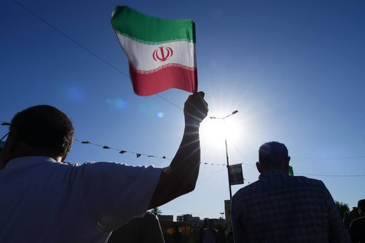 نماینده لبنانی: در جهاد و مقاومت، دنباله‌رو جمهوری اسلامی هستیم