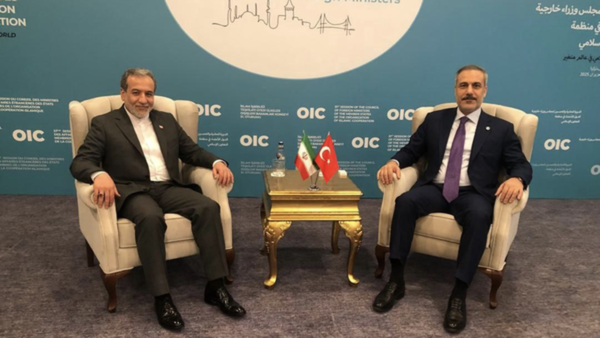 محکومیت تجاوز آمریکا و اسرائیل علیه ایران توسط وزیر خارجه ترکیه