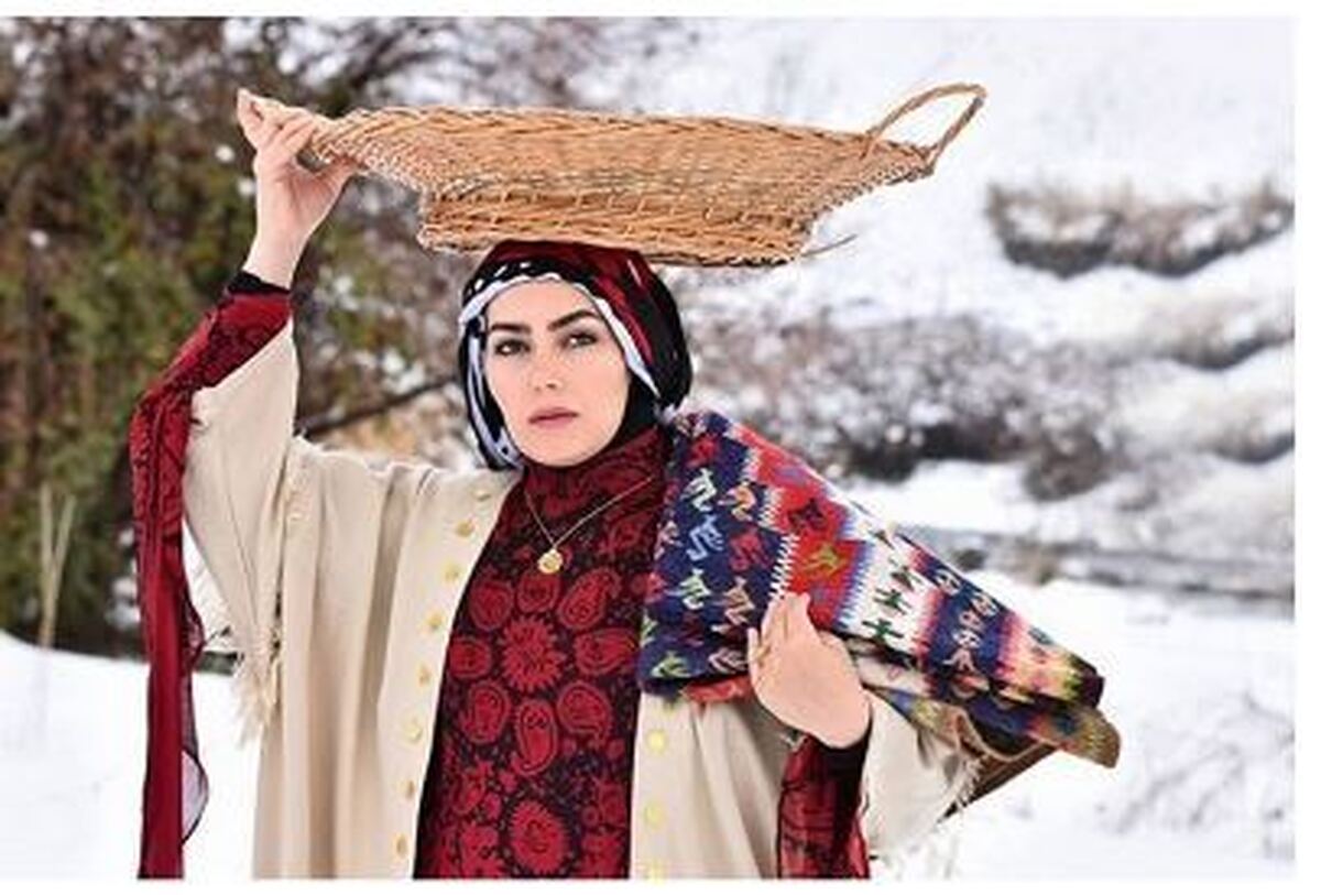 عکس جدیدی که هدیه بازوند از چشم‌های آهویی اش منتشر کرد