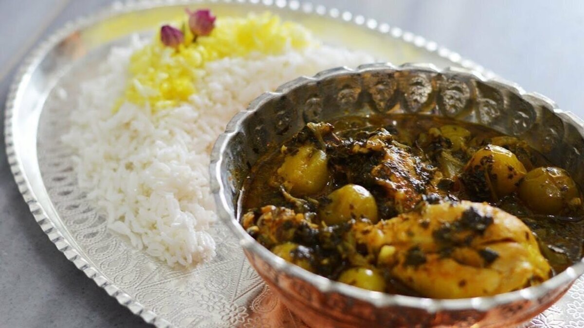 اگر به دنبال یک خورشت متفاوت با طعمی به یاد ماندنی هستید این غذا مخصوص شماست!
